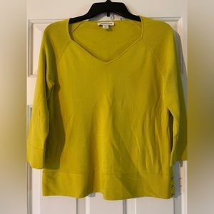 Coldwater Creek 3/4 length greenish-yellow top - women’s size Medium. EUC!